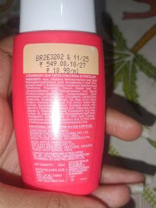 Dot &amp; Key Strawberry Dew Sunscreen