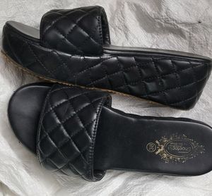 Fancy Black Women Wedges Slippers Casula Chappal  Sandal For Ladies