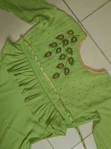 Gorgeous Rafel Gown With Work
