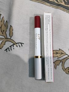 Myglamm Crayon In the Shade Salmon Swing