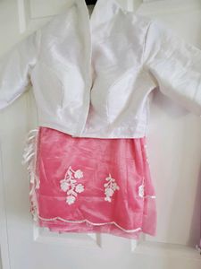 Pink Embroidered  Heavy Saree With Stitched Blouse