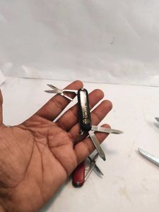 Victorinox Classic SD For 600 Each