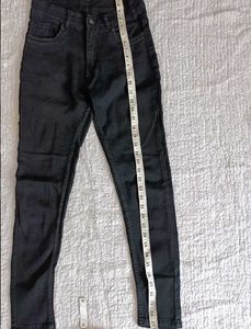 Black Skinny Jeans