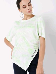 Trendy Graphic Print Tee
