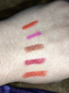 Kiss Love 5 In 1 Lipstick 💄💋