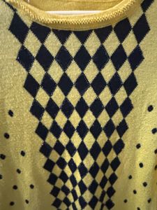 Cute Yellow Diamond Pattern Sweater