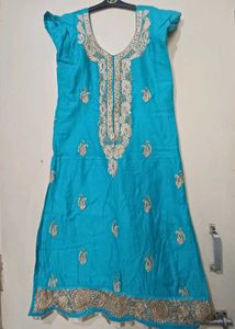 Elegant Embroidered Kurta