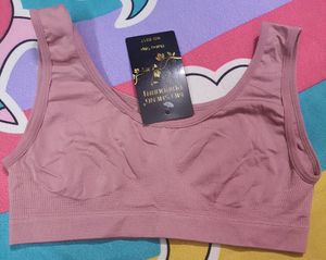 Comfortable &amp; Stretchable Sports Bra