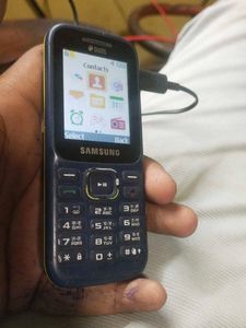 Samsung Duos Feature Phone