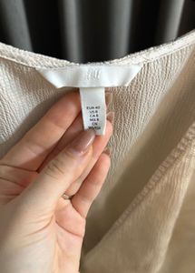 H&amp;M Elegant Cream Top