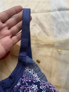 Koren Bra Size 32B Broad Shoulder Belt