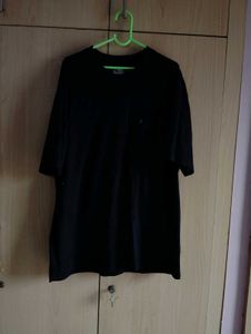 Black Pocket Tee - Relaxed Fit