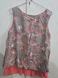 Floral Print Sleeveless Top