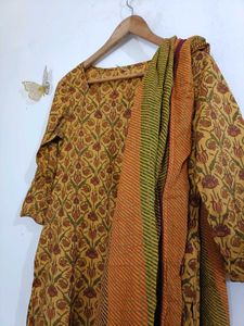 Aks Couture Cotton Kurta Set