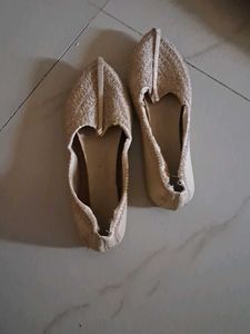 A FOOT WARE FOR SHERWANI