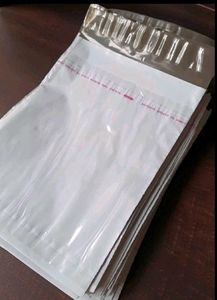 SHIPPING BAGS