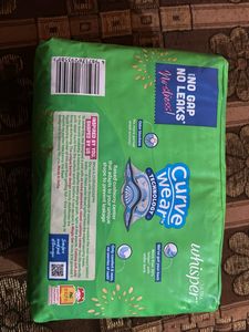 Whisper Ultra XL+ Pads - 30 Count