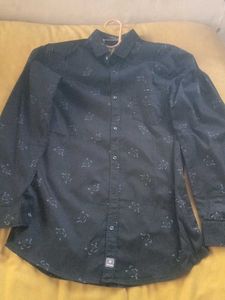 MOG Men's Button Down Shirt - Black