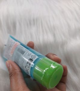 Facewash For Oily Skin