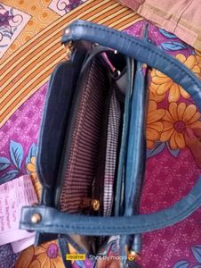 Da Milano Satchel Bag - Stylish &amp; Functional