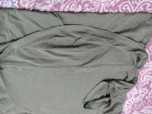 Men&#39;s Green T-Shirt