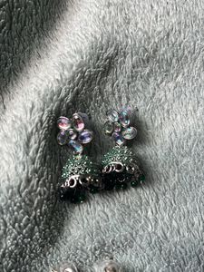 Stylish Earrings And Jhumkhas