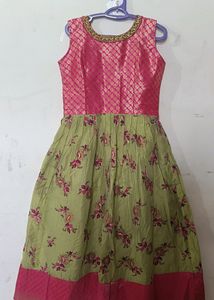 New 🆕 Unused Beautiful Banaras Long Gown