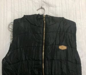 Pop-air Black Sleeveless Jacket