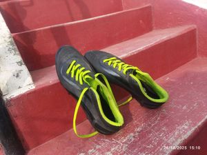 Nivia Football Studs