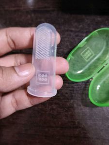 Baby Pacifiers And Tongue Cleaner
