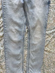 Light Wash Denim Jeans