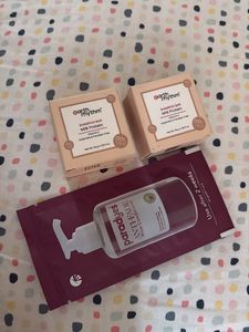 Hair Care Bundle sample shampoo and conditioner
