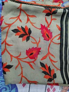 Floral Print Saree with Embellishments