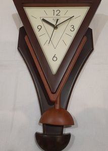 Wall Clock &amp; Decor ⏰️