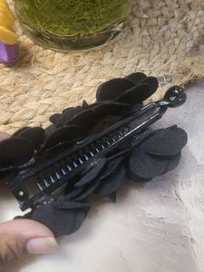 Black Floral Hair Claw Clip