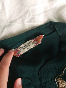Short Kurta+ Abaya