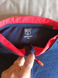 Stylish Blue &amp; Red T-Shirt