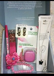 🌸✨Gift hamper/ beauty & jewellery combo