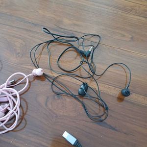 Set Of 6 Earphones/ Headphones (Used And Damaged)