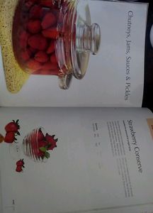 AMC GOURMET COOK BOOK
