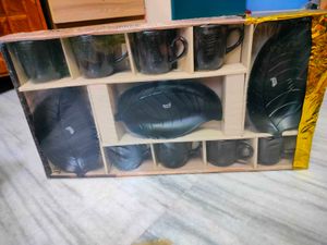 8Pis Cups &amp; 3pis Plates Set