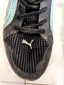 Puma Black and Blue Sports Shoes UK 6