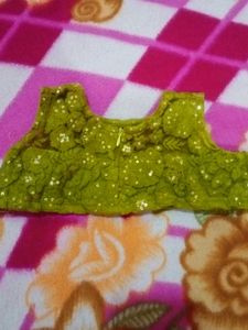 Green Embellished Top &amp; Tiered Tulle Skirt Set