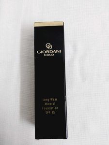 Oriflame Giordani Gold Long Wear  Foundation SPF15