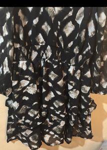 Printed V neck dress puff sleeves - 3XL