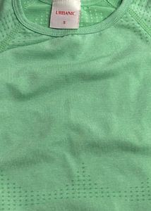 Green Activewear Set - Crop Top &amp; Shorts