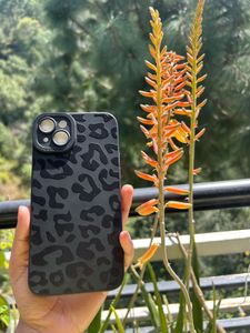 black iPhone 14 plus cover