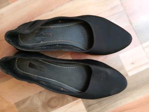 Black Flat Ballerina