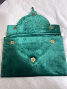 Green Beg