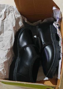 BINNY kids Black School Shoe